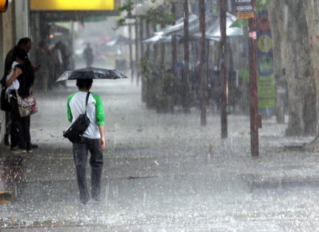 Comienza la semana con tormentas