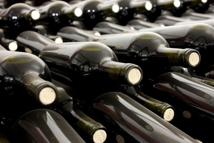 Bodegas elaboradoras o fraccionadoras de vino ya pueden acceder a la compra de botellas
