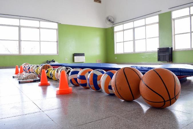 Abordan proyecto de Ley que establece cupo femenino para cargos en instituciones deportivas