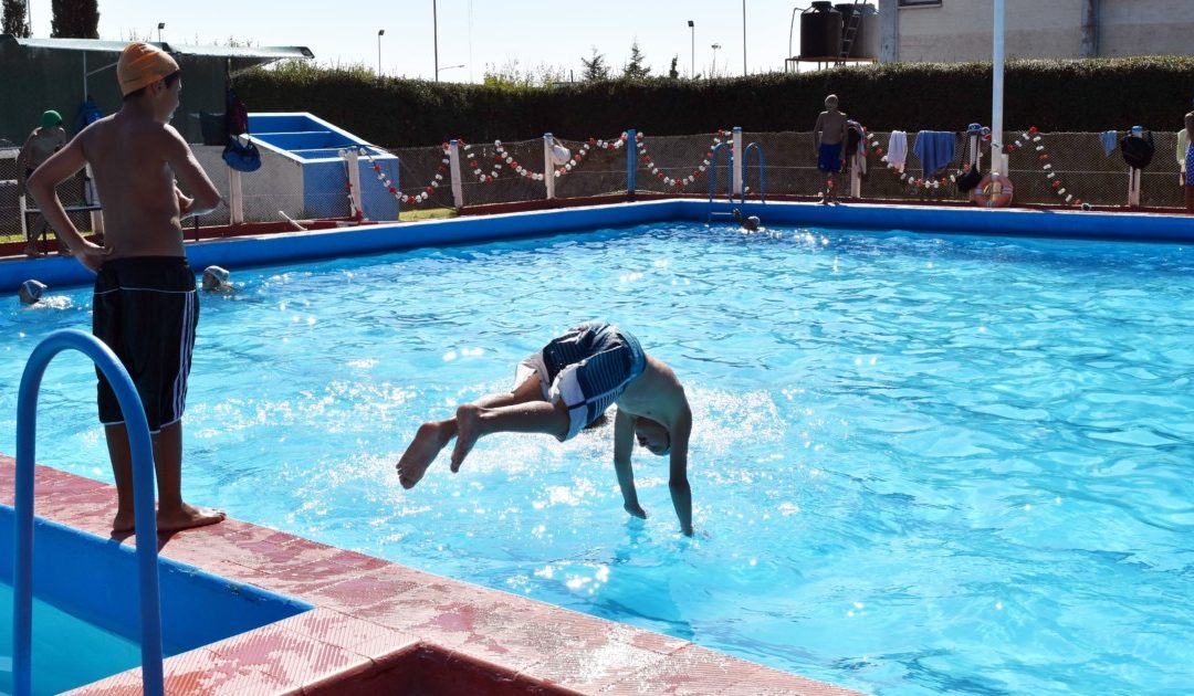 Analizan una propuesta que busca regular las piletas familiares para cuidar el agua en toda la provincia de Mendoza