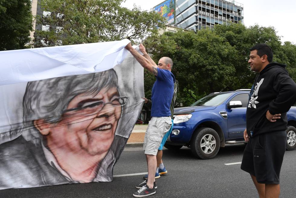 El sindicalista argentino más poderoso corta Buenos Aires en una exhibición de poder frente a Macri