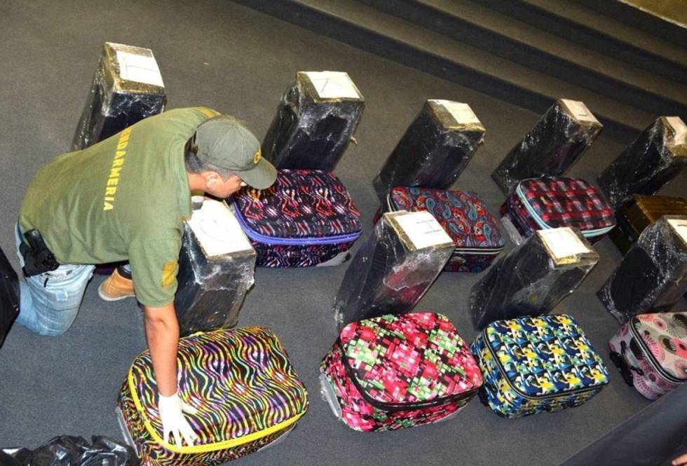 Hallaron casi 400 kilos de cocaína ocultos en la Embajada de Rusia en Argentina
