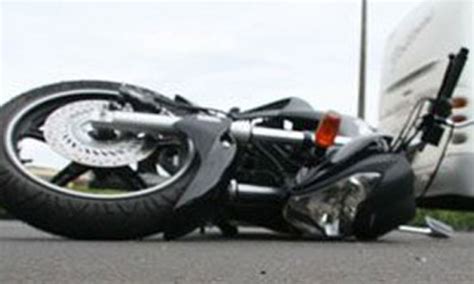 Una moto y un camión colisionaron en la ruta 7