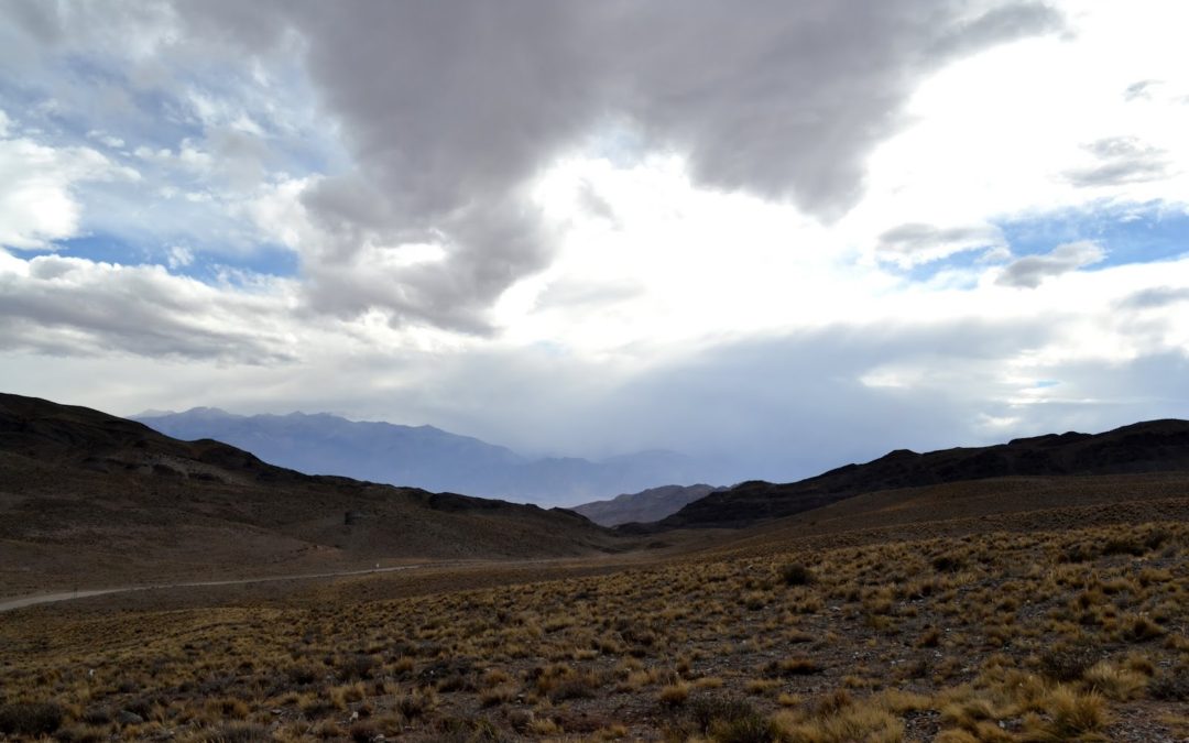 Jueves parcialmente nublado y frío en Mendoza