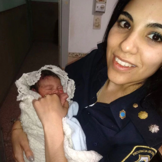 Encontraron a un bebe adentro de una mochila en un basural en Buenos Aires