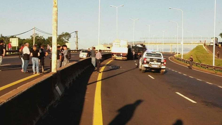 Sospechoso de haber abusado de una menor fue atropellado por un camión mientras huía