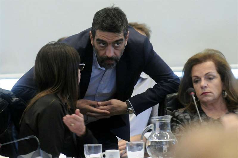 El kirchnerismo pide que Caputo, Sturzenegger y Aranguren no puedan salir del país sin autorización judicial
