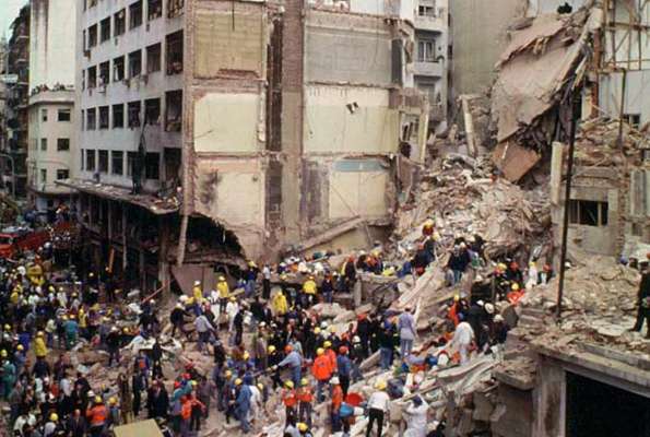 Efemérides: 18 de julio, Atentado contra la AMIA