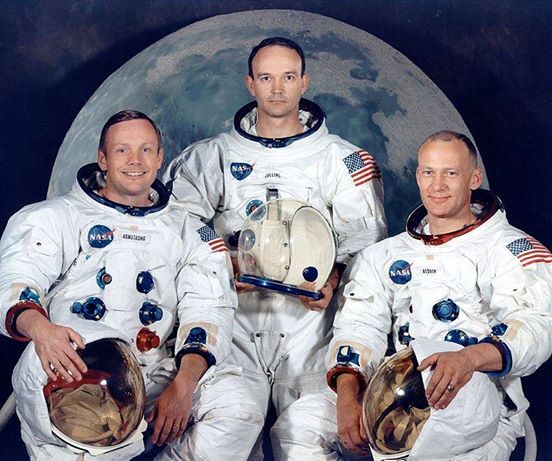 Efemérides: 24 de Julio de 1969 Neil Armstrong, Edwin E. Aldrin y Michael Collins regresan a la Tierra tras realizar el primer viaje lunar de la historia