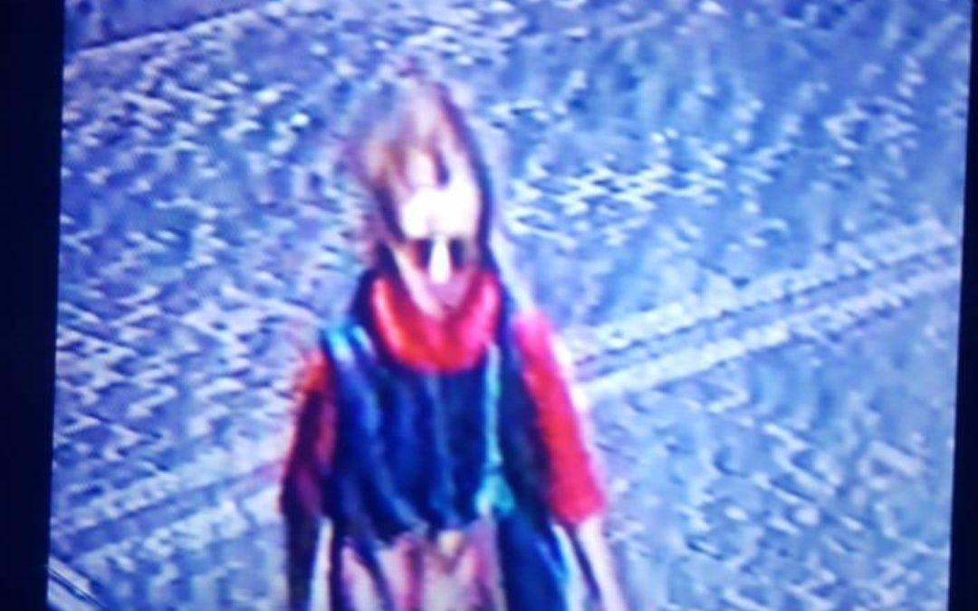Madre degolló a su hija de 10 años y escondió el cuerpo en la basura