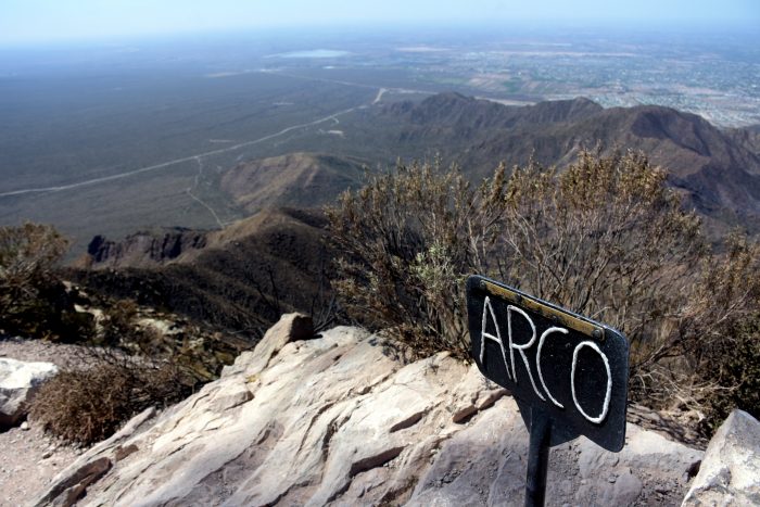 Exitoso operativo tras rescatar a dos hombres del Cerro Arco