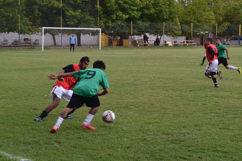 Vélez realizará prueba de jugadores en el Valle de Uco