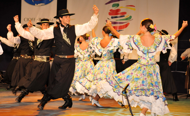 Efemérides: 22 de agosto, Día del Folklore