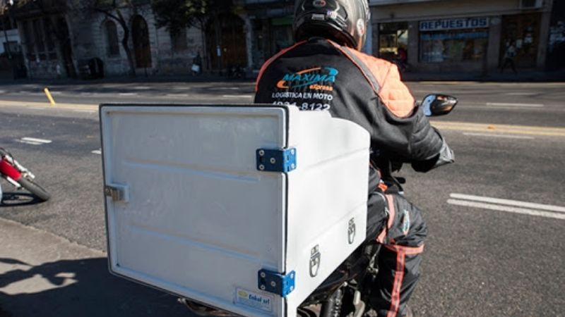 Polémica por aislados que propagaron el Coronavirus en su ciudad al pedir pizzas y helados por delivery