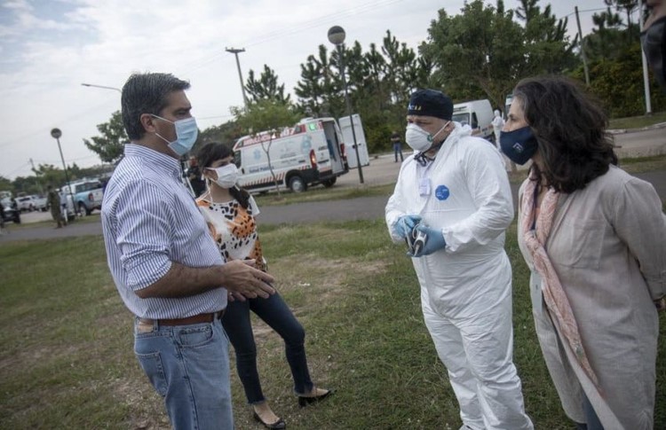 Advertencia de autoridades sanitarias por aumento de casos: “Con este nivel de contagios vamos a colapsar”