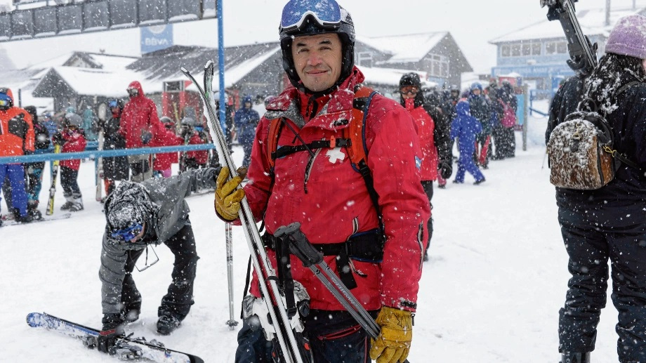 Murió un Jefe de patrulla del cerro Catedral por una avalancha