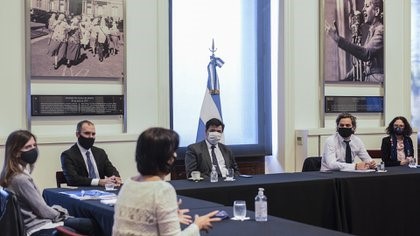 Evalúan subsidio a empresas que tomen nuevos empleados