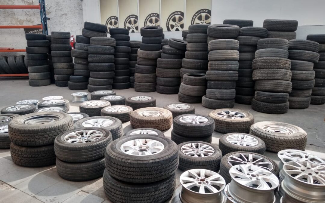 La Policía secuestró más de 800 cubiertas y un centenar de llantas