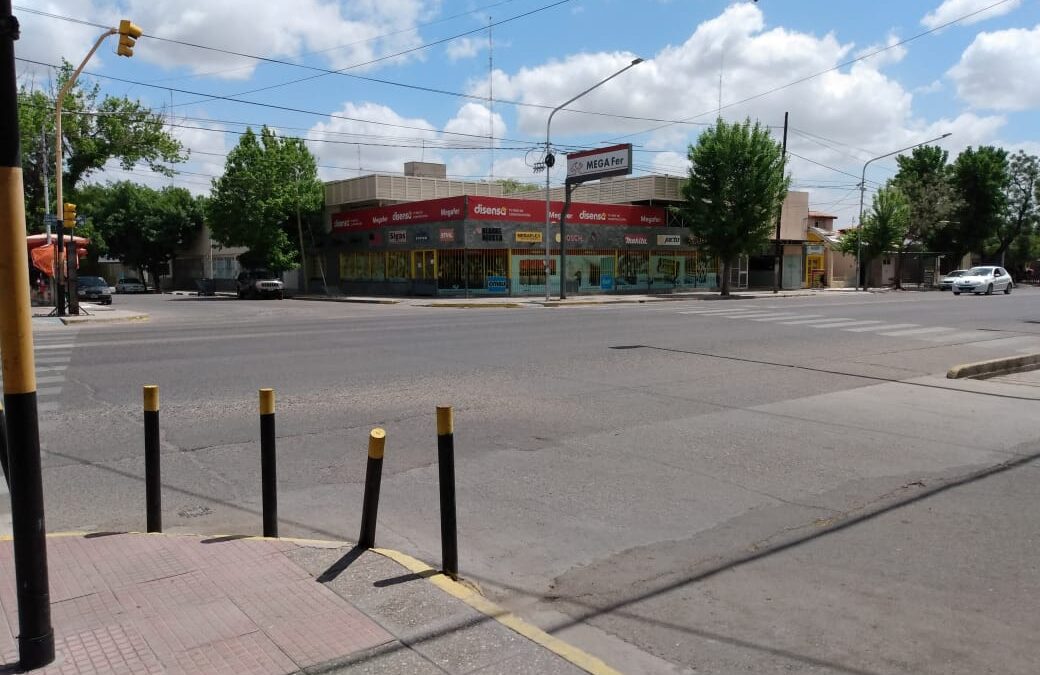 Las ventas en los comercios minoristas cayeron en octubre 14,9%