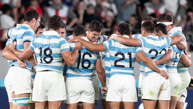 La UAR sancionó a tres jugadores por mensajes xenófobos y racistas