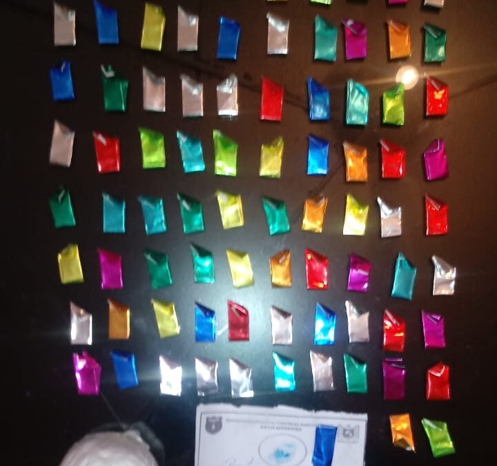 Una mujer fue detenida con 83 envoltorios de cocaína