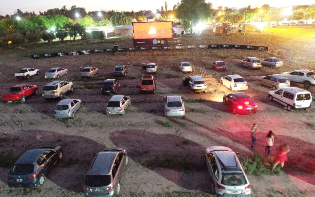 El departamento de San Rafael ofrece autocine gratuito a vecinos y turistas