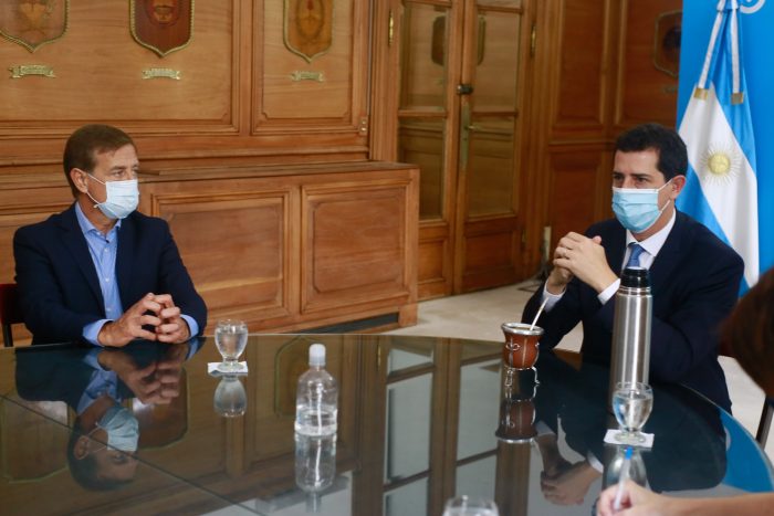 Suarez y Wado de Pedro acordaron avanzar en estudios sobre el ingreso de turistas extranjeros