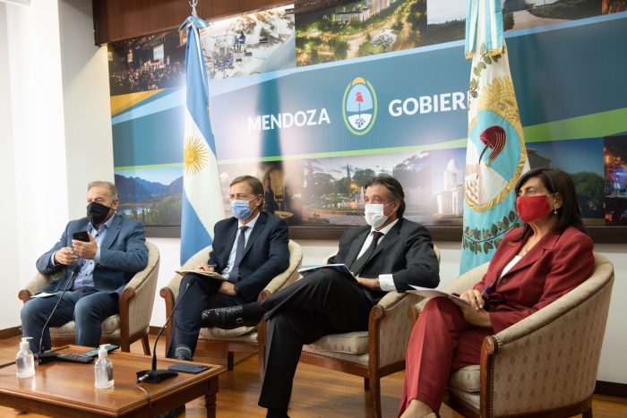Coronavirus: Suarez planteó la necesidad de trabajar en políticas conjuntas para transportistas