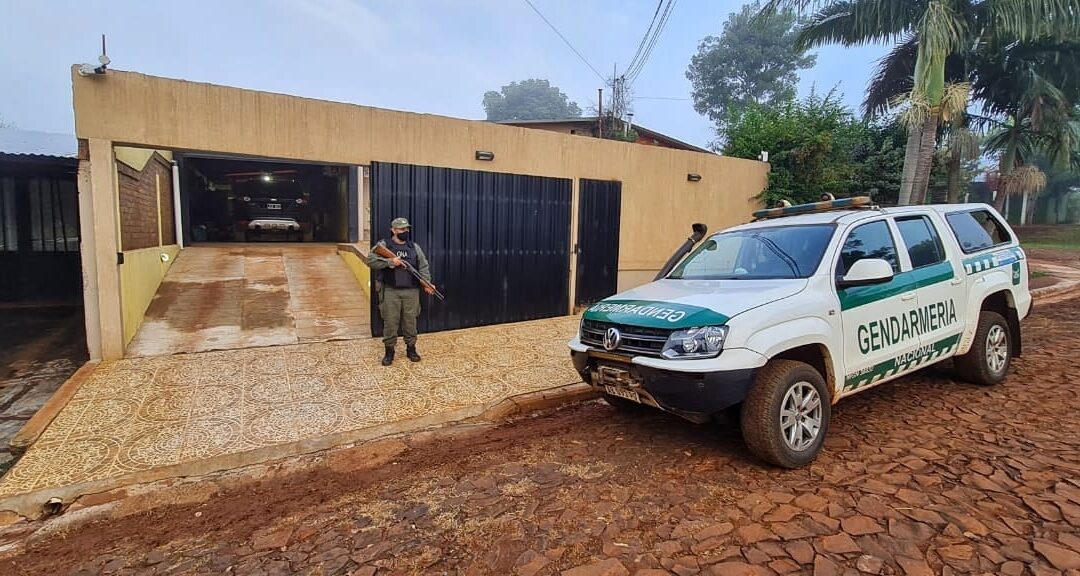 Drogas: tras 12 allanamientos, la Gendarmería detuvo a los líderes de una organización criminal