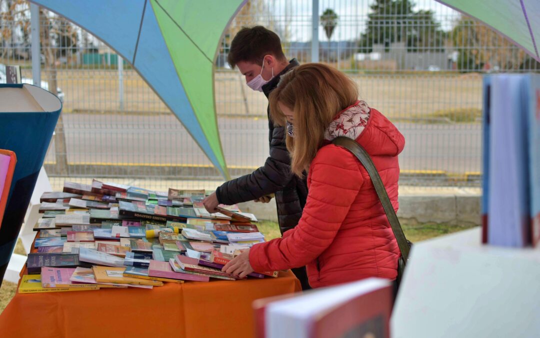 Tupungato sembró cultura a través de una «suelta de libros»