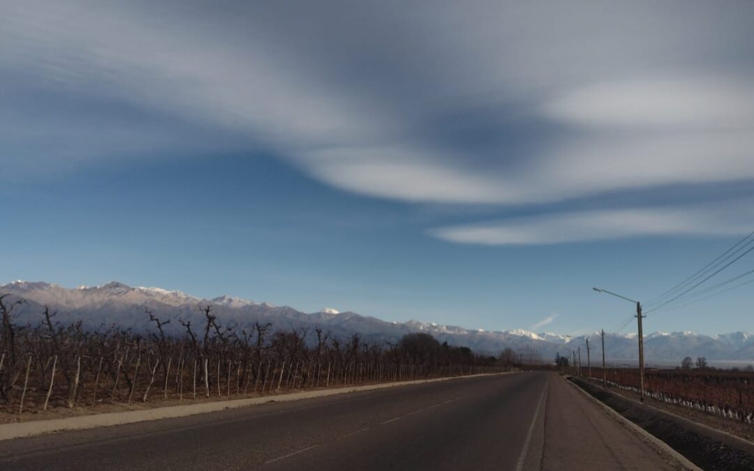 Mendoza: jueves parcialmente nublado con descenso de la temperatura