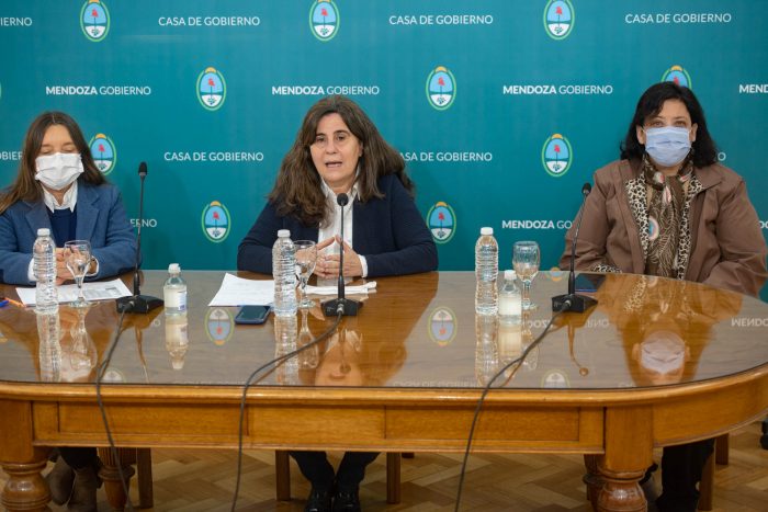 Mendoza abre la campaña de vacunación sin turno