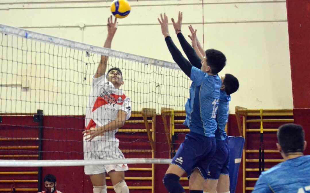 Vóleibol: El seleccionado juvenil se concentra con la mira en el Mundial U19