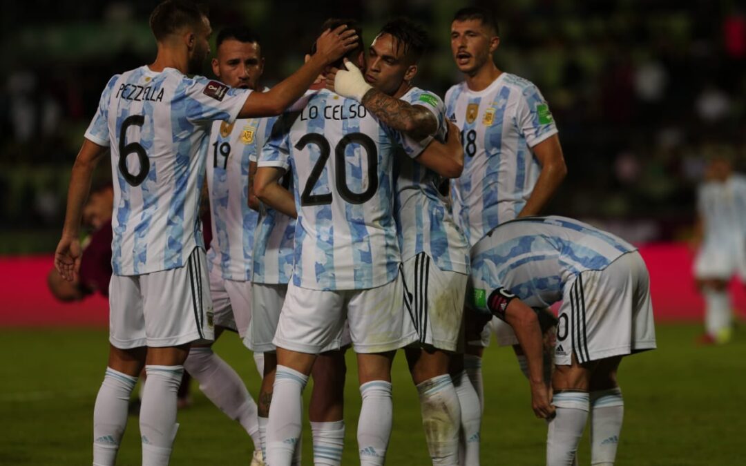 Argentina venció 3-1 a Venezuela por la novena fecha de las Eliminatorias