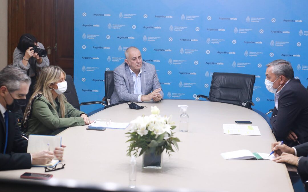 Realizan reuniones para tratar la eximición impositiva a la importación de botellas