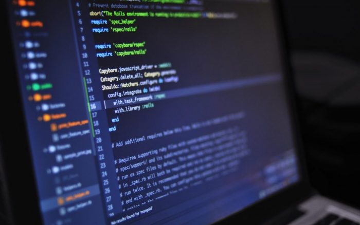 Más de 200 estudiantes certificaron sus conocimientos en lenguajes de programación