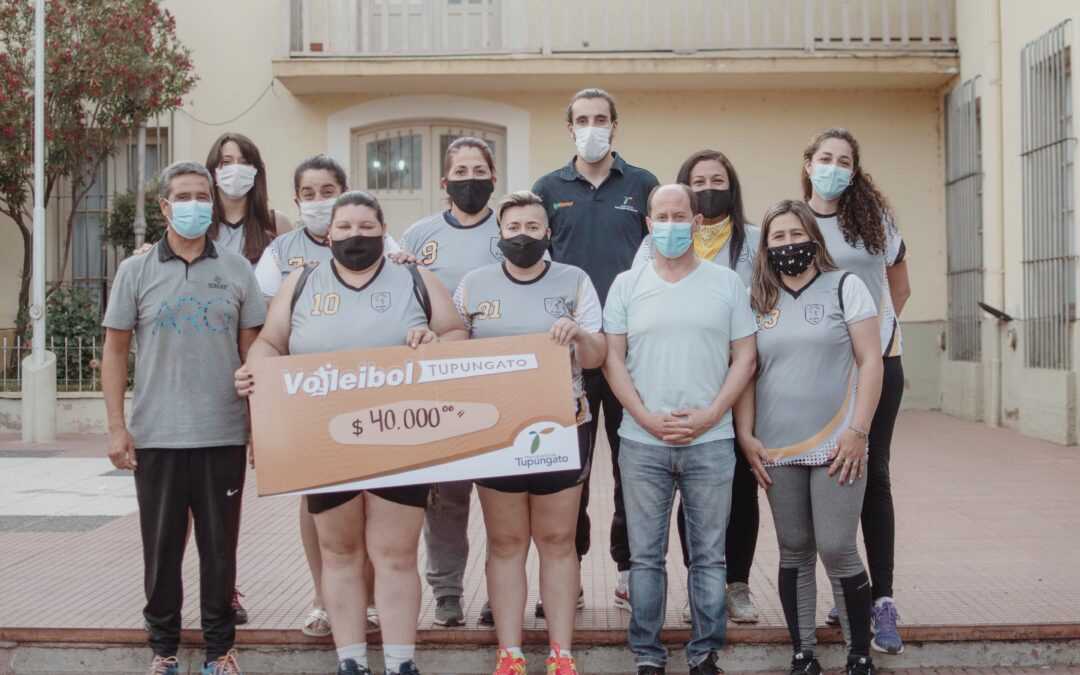 Las Hienas representarán a Tupungato en un torneo de maxi vóley en Córdoba