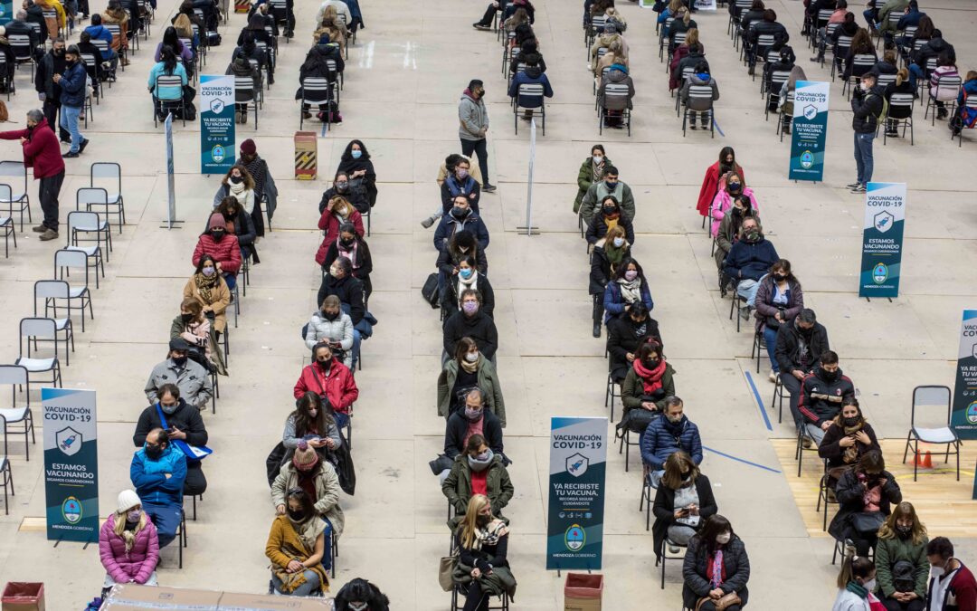 COVID-19: “Ayer se vacunaron más de 25.000 personas”