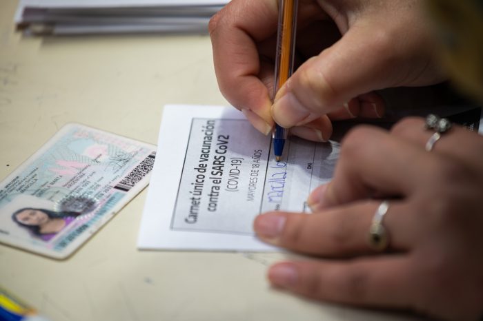 COVID-19: las vacunas estarán disponibles en los centros de salud de la provincia