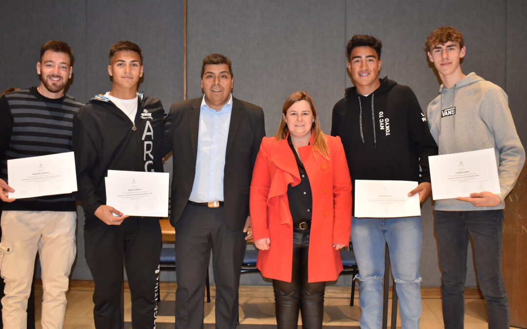 Jóvenes deportistas de Tunuyán tuvieron un reconocimiento en la Cámara de Diputados de Mendoza