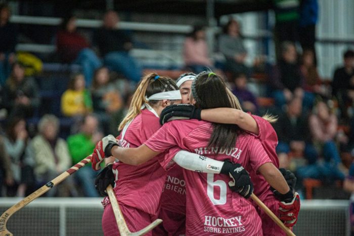 Mendoza es campeona de hockey sobre patines en la rama femenina