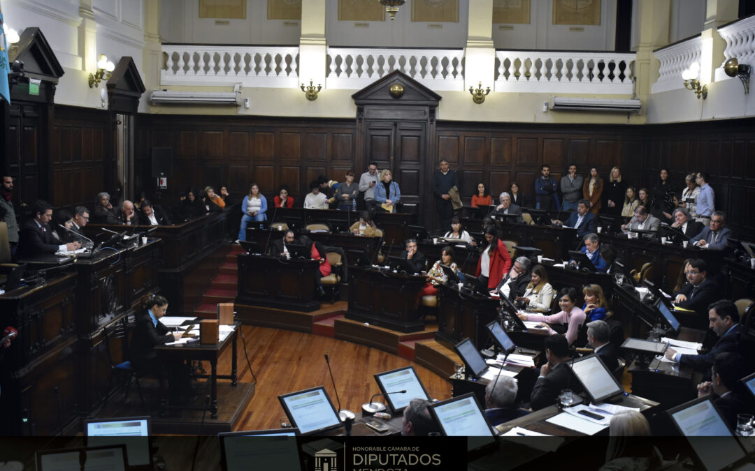 Media sanción a la reforma de la Suprema Corte de Justicia
