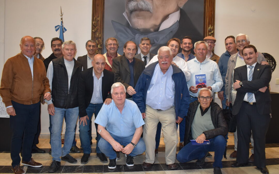 Diputados declaró  de interés  el Libro “Automóvil Club Mendoza: 90 años de camino”