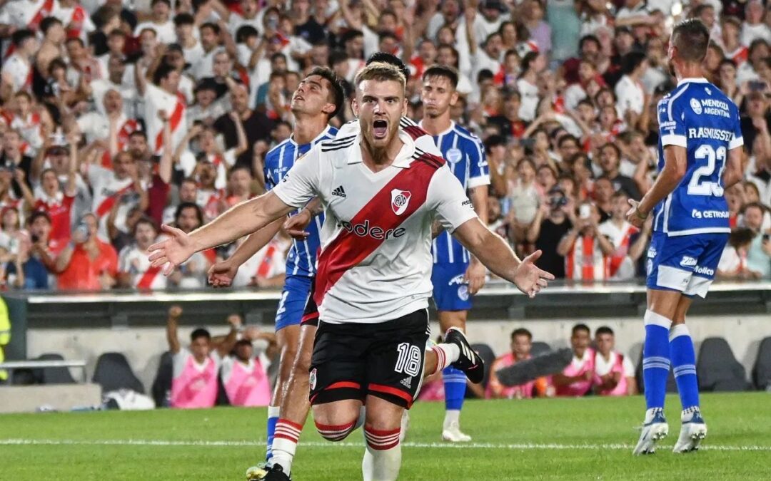 Godoy Cruz se vino con una dura derrota en su visita a River