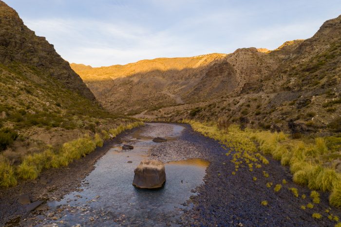 Presentaron el estudio ambiental del Proyecto Aprovechamiento Hidroeléctrico El Baqueano