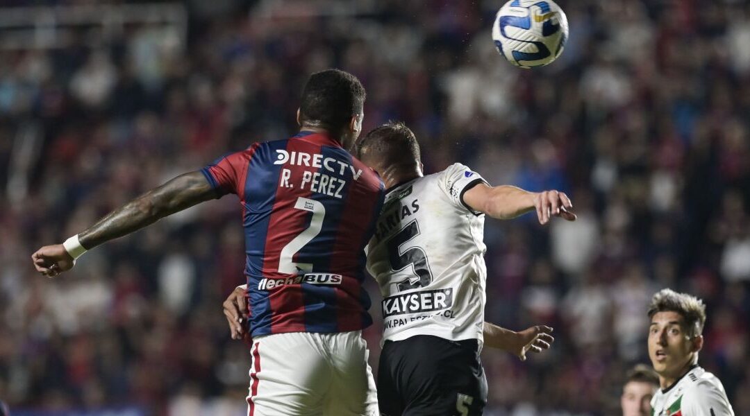 San Lorenzo igualó sin goles ante Palestino y complicó sus chances de clasificación