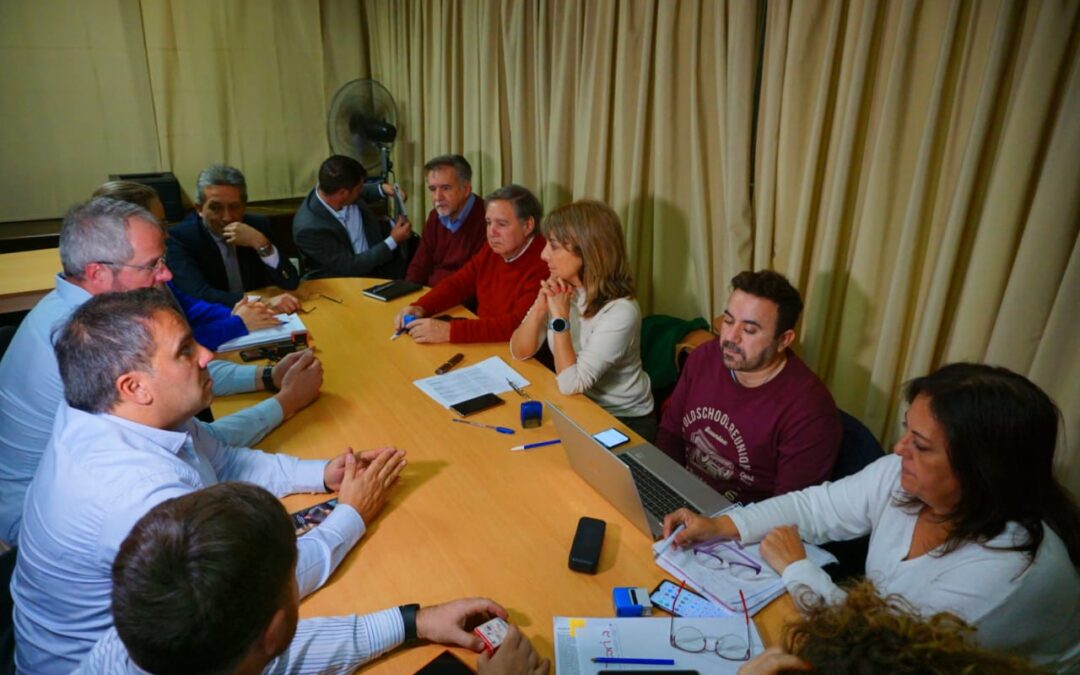 Paritarias 2023: Ampros bajará a las bases la propuesta de aumento salarial del Gobierno