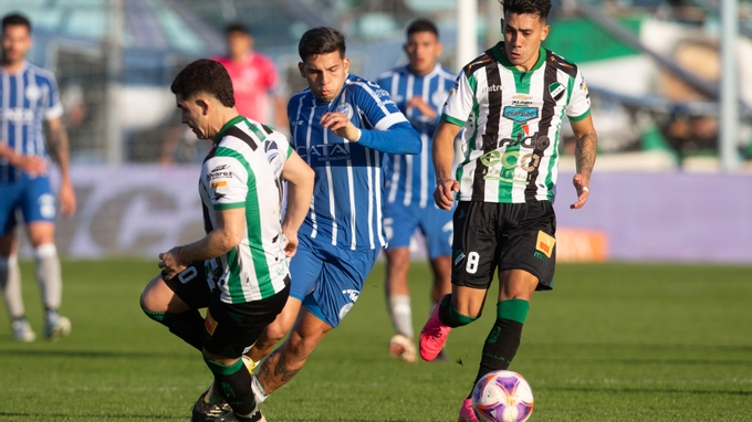Imbatible en los penales: Villa Mitre sorprendió al eliminar a Godoy Cruz