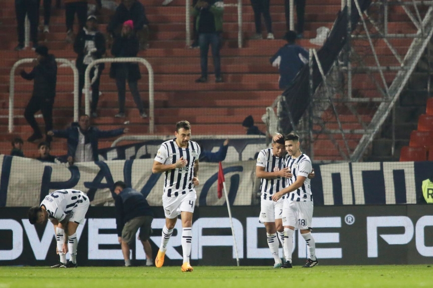 Talleres de Córdoba ganó en Mendoza y pasó a los octavos de final