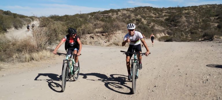 Alaria prepara a ciclistas para el Argentino de XCO de Córdoba